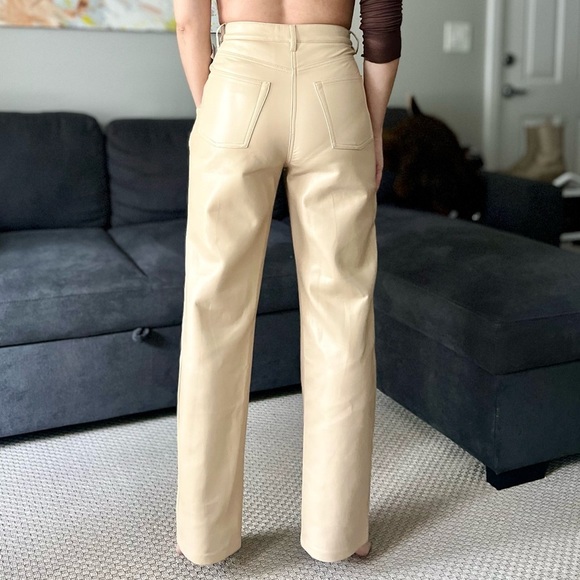 Wilfred Aritzia Melina Vegan Leather Straight Leg Pants - Cream Beige - Size 8 - Picture 2 of 12